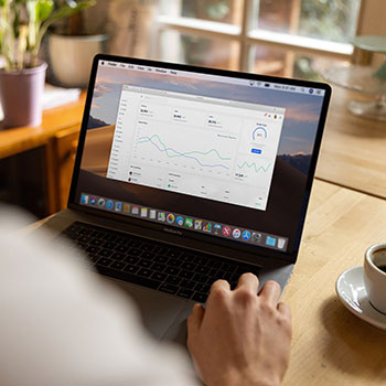 娱乐圈听我心声吃大瓜,揭秘明星心声，品尝独家大瓜