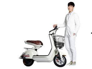 娱乐吃瓜酱电动车,单摇臂设计，150km续航，电动车界的“Vespa”新宠儿