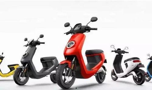 娱乐吃瓜酱电动车,单摇臂设计，150km续航，电动车界的“Vespa”新宠儿