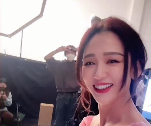 娱乐吃瓜酱博主有哪些明星,娱乐吃瓜酱博主揭秘明星幕后故事