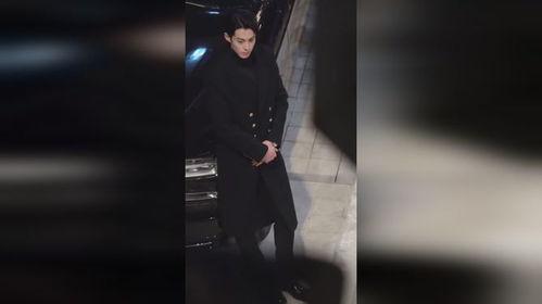 娱乐圈吃瓜王鹤棣是谁啊,揭秘吃瓜王鹤棣的传奇故事